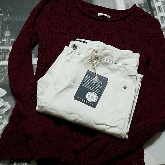 Cherokee Denim - NWT! CHEROKEE HERITAGE WHITE JEANS